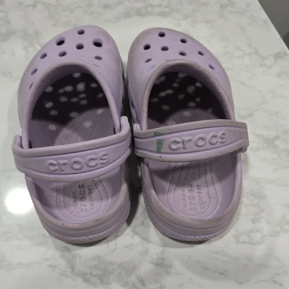 CROCS lightweight easy
